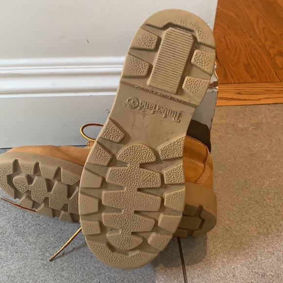 Timberline Boots - Picture 2 of 4